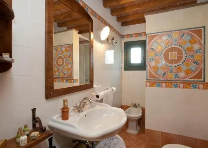 Leonardo In Vitolini By Interhome *